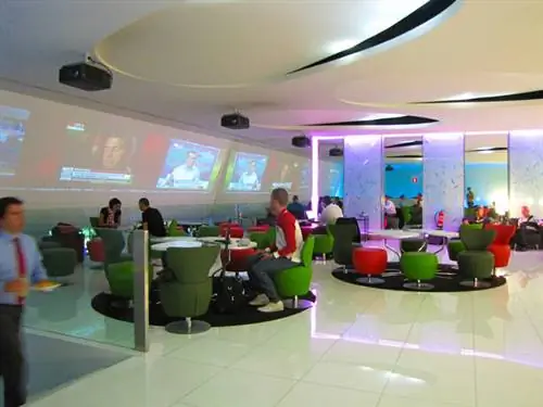 TAP Premium Lounge Лиссабон