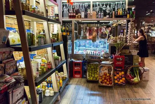 Вход в ресторан Cud Miód Варшава.