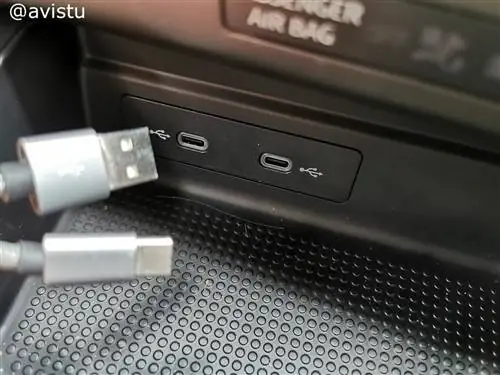Розетки USB C в арендованном автомобиле