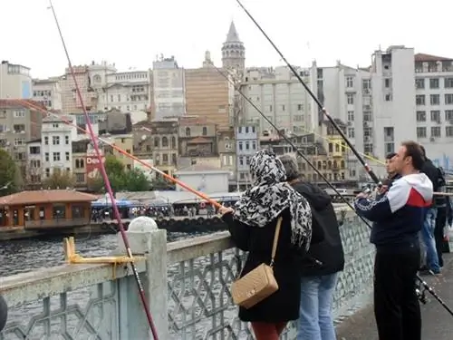 Галата Стамбул Рыбаки