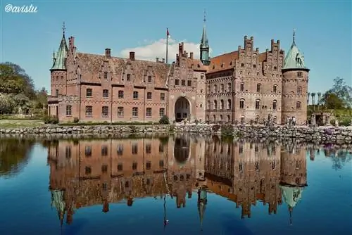 Замок Эгесков в Дании.