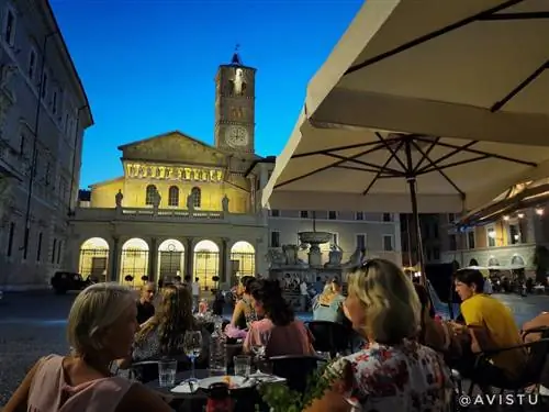 Площадь Санта-Мария, Трастевере, Рим