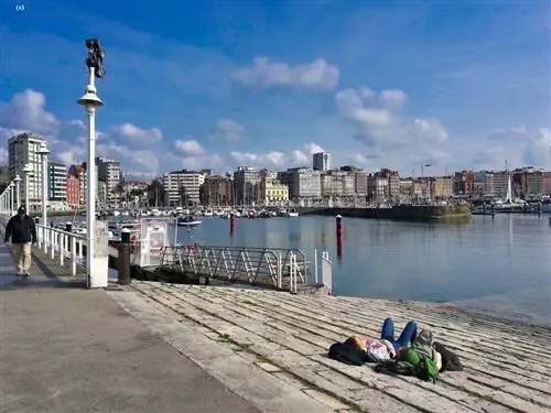 Марина, Хихон, Астурия