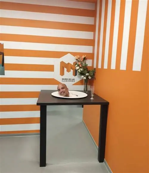 Музей иллюзий в Севилье