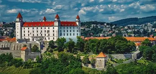 Как добраться из аэропорта Братиславы в центр