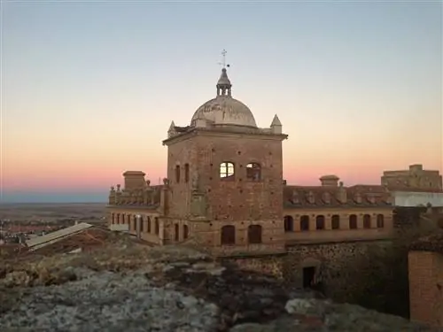 лучшие бесплатные туры Касерес