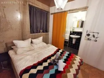 Частичный вид на двухместный номер с видом на Экомаму I