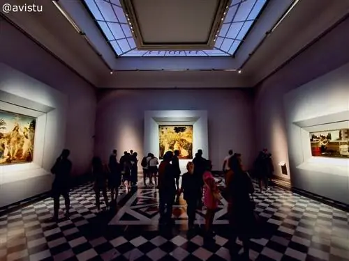 Один из залов, посвященных Леонардо да Винчи, в галерее Уффици во Флоренции.