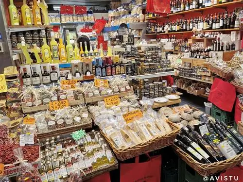 Ларек на Центральном рынке Флоренции