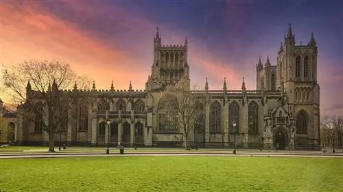 как добраться из аэропорта Бристоля в центр