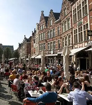 Самый большой бар в Европе