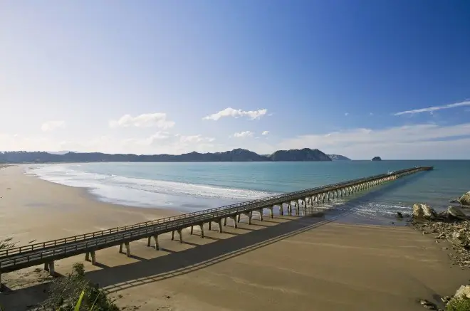 Пирс Tolaga Bay, Новая Зеландия, Восточный Кейп