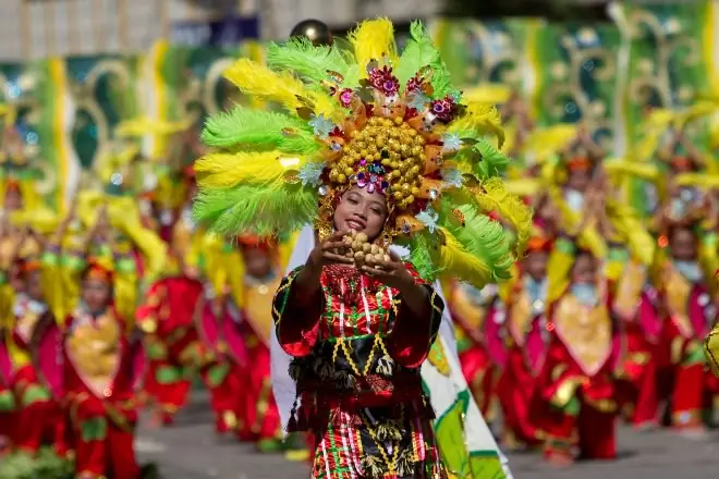Фестиваль Лансонес, Филиппины