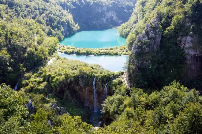 Хорватия, Национальный парк Плитвицкие озера, вид на Нижние озера