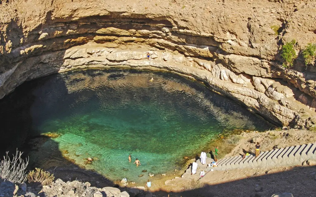 Bimmah Sinkhole, Оман