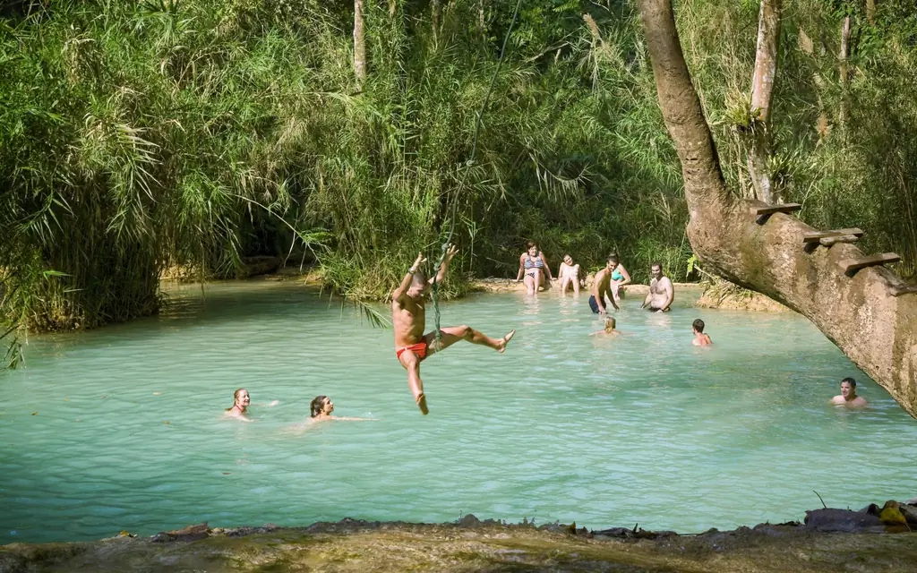 Водопад Коанг Си, Лаос
