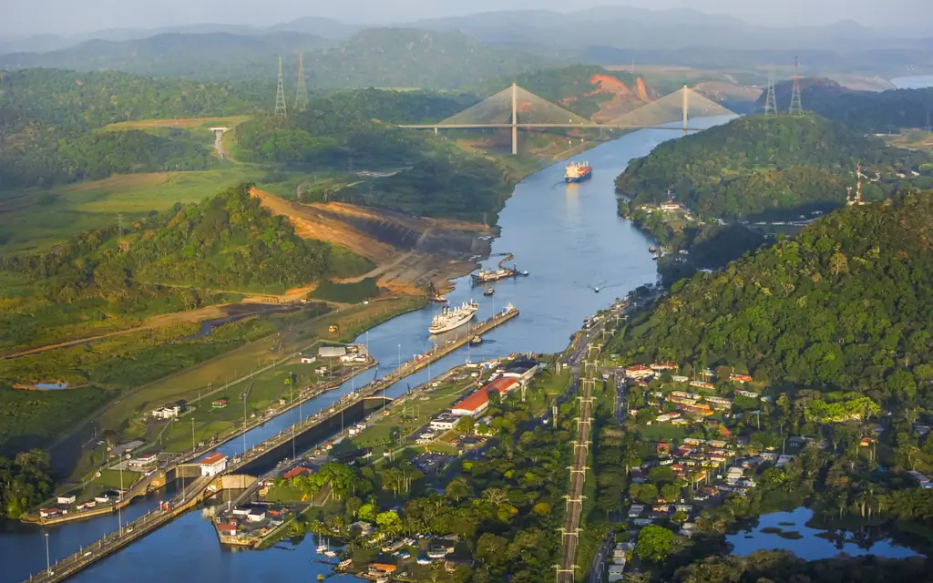 Панамский канал, Панамский перешеек
