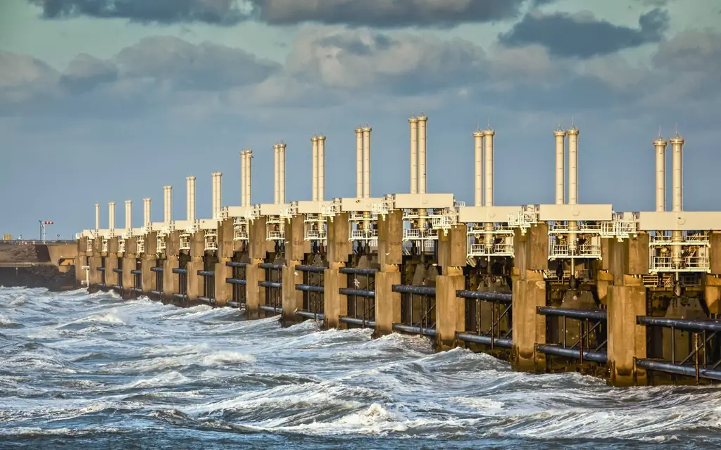 Delta Works и Zuiderzee Works, Нидерланды