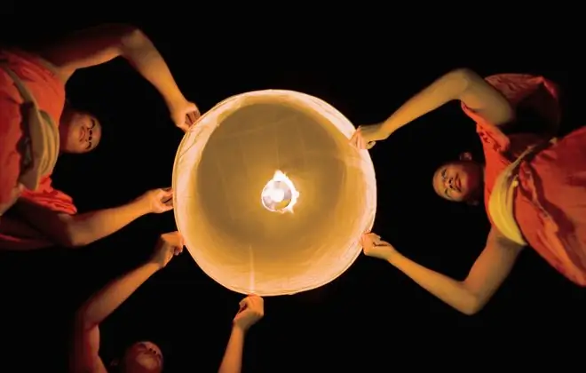 Поймать фестиваль света Лой Кратонг, Таиланд