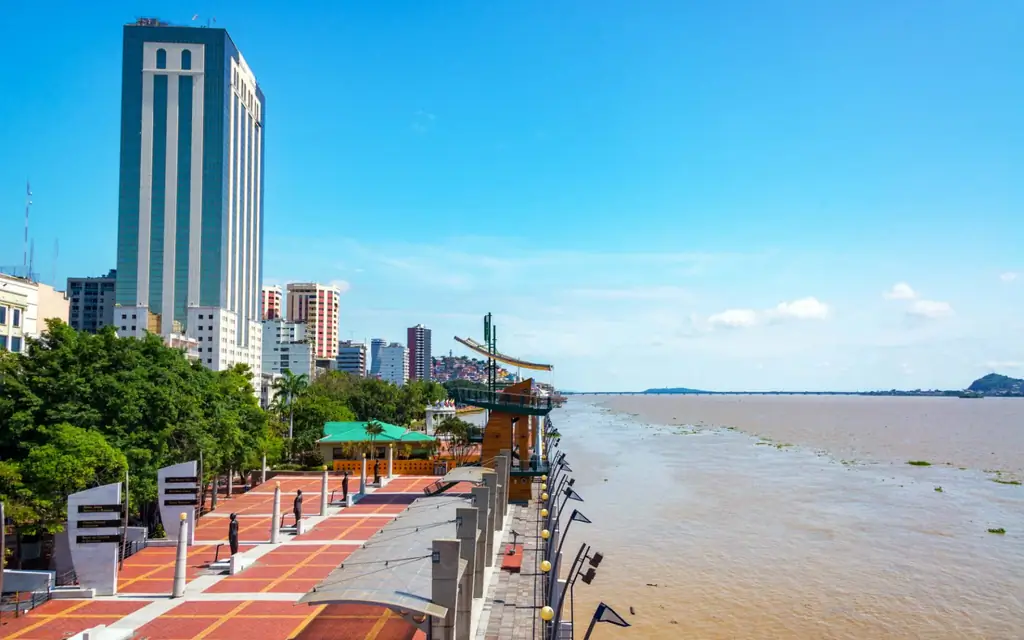 Вещи, которые нельзя пропустить: Малекон 2000, набережная, Гуаякиль, Эквадор