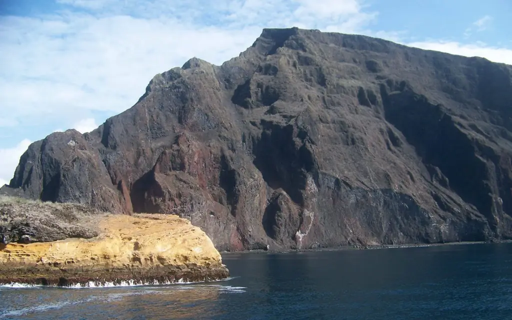 20 удивительных вулканов: остров Изабела, Галапагосские острова