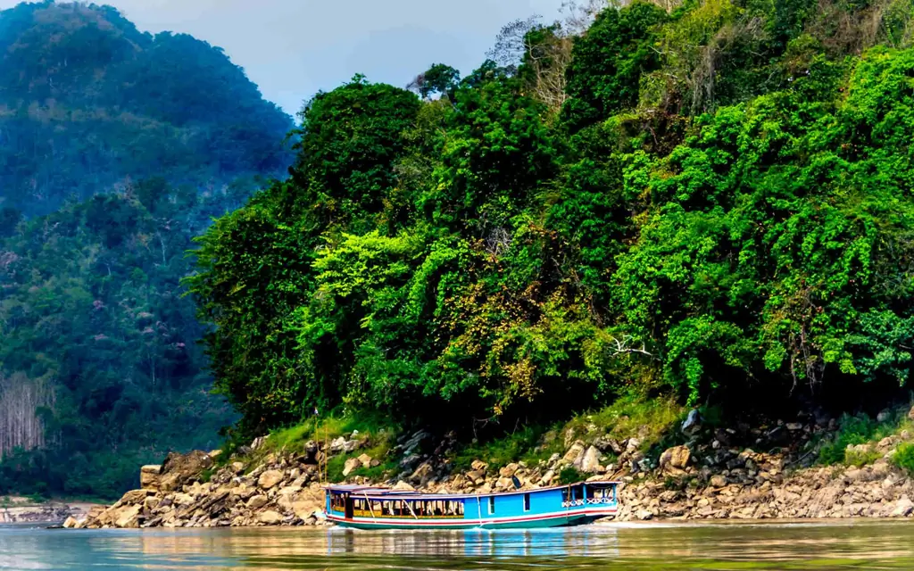 20 знаменитых путешествий по миру: река Меконг, Лаос