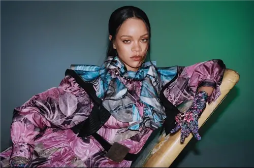 International Bad Gal, Путеводитель Рианны Vogue Magazine по туризму