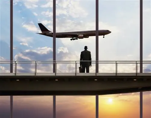 Эти авиакомпании, скорее всего, невольно пересадят вас на более поздний рейс