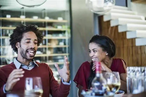 Хотите произвести впечатление? Это идеальные места для первого свидания в Атланте