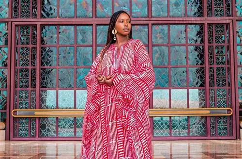 Познакомьтесь с чернокожей женщиной из Киншасы, службы доставки африканской еды DRC