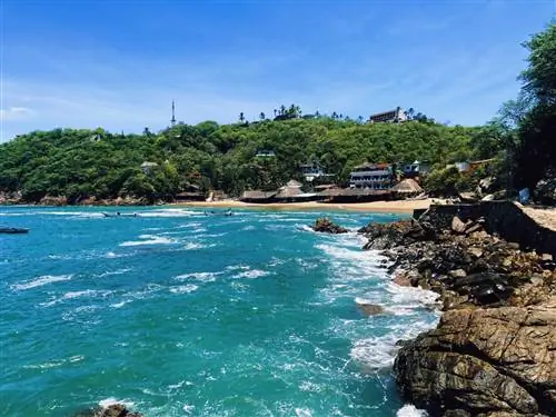 Не пропустите небольшой пляжный городок Пуэрто-Анхель на мексиканском побережье штата Оахакан