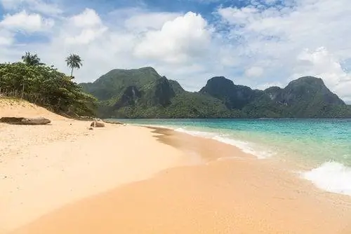 Пляж в Бакуите