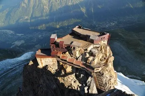 Эгюий де Миди