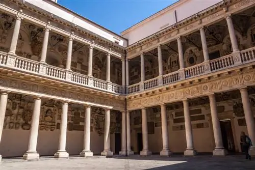 Палаццо дель Бо в Падуе