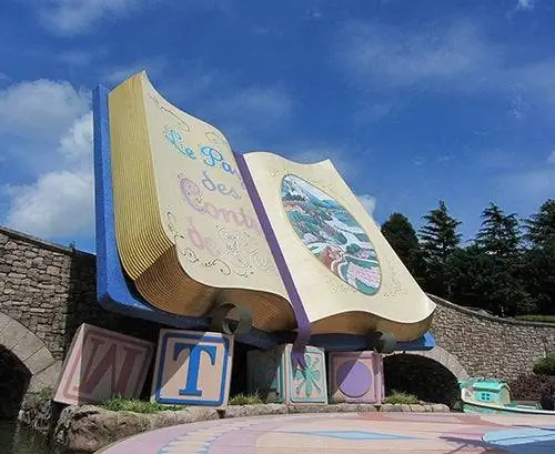 Страна фантазий в парижском Диснейленде