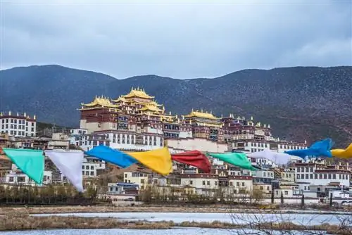 Монастырь Гандан Сумцелинг в Шангри-Ла