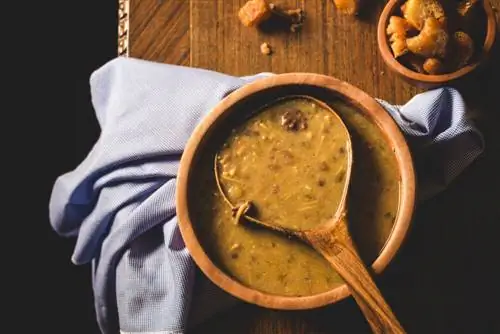 Блюдо Харира, типичное марокканское блюдо.