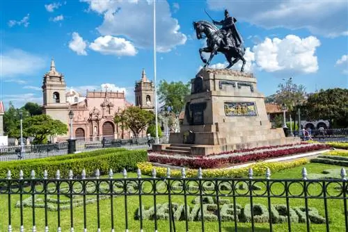 Пласа де Армас в Аякучо
