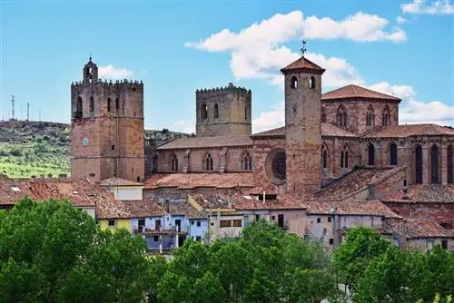 Самые красивые испанские романские соборы