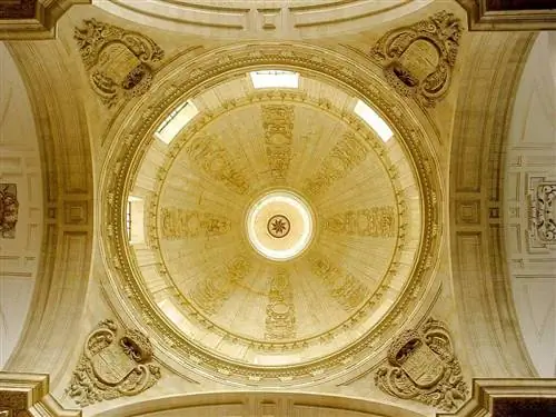 церковный купол