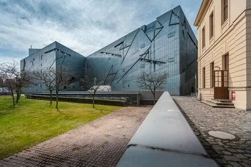 Еврейский музей в Берлине
