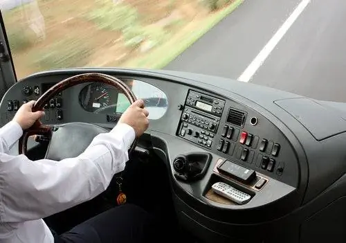 водитель автобуса