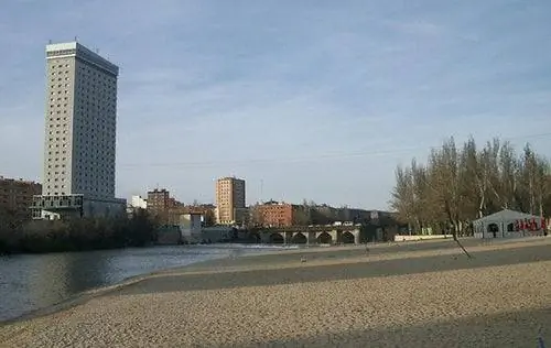 Искусственный пляж Вальядолида