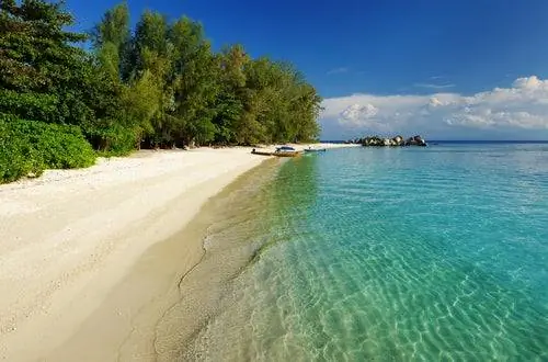 Перхентианские острова