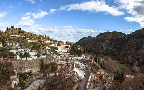 Район Сакромонте