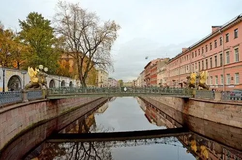 Банковский мост в Санкт-Петербурге