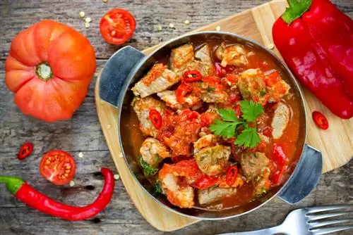 Курица с паприкой