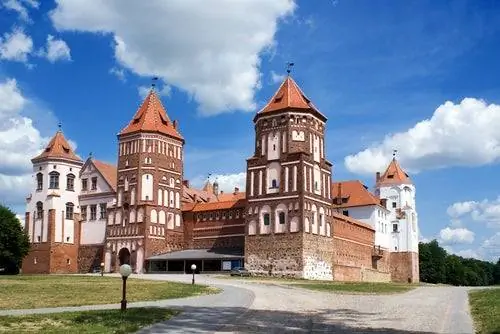 Мирский замок в Беларуси.