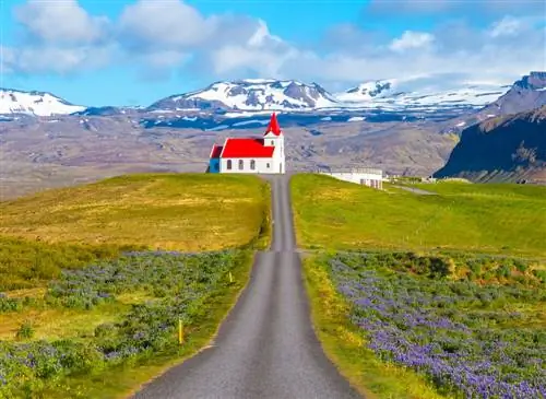 Церковь Ингьяльдсхолл