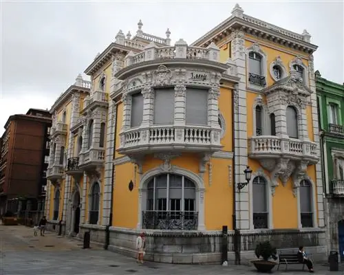 Дворец Бальсера в Авилесе